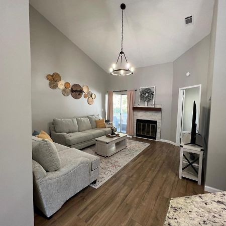Mid City Condo Huntsville Zewnętrze zdjęcie